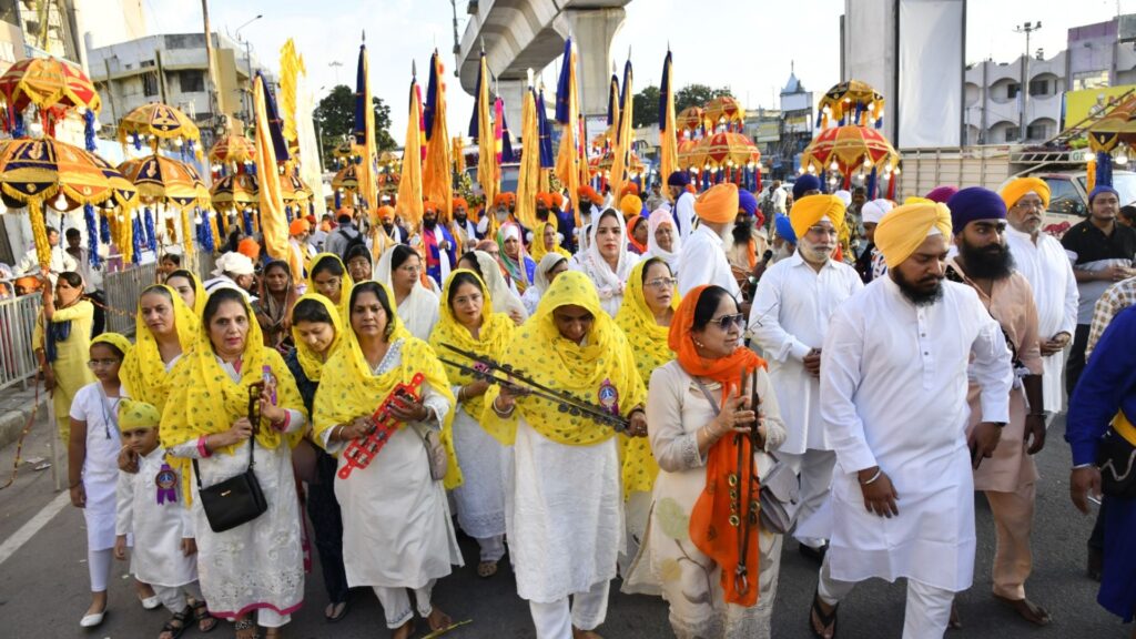 Hyderabad celebrates 556th Prakash Utsav of Guru Nanak Devji