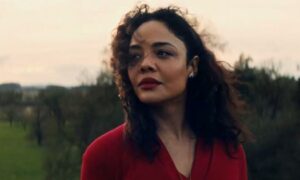 In Hedda smiles and barbs as a woman seeks to