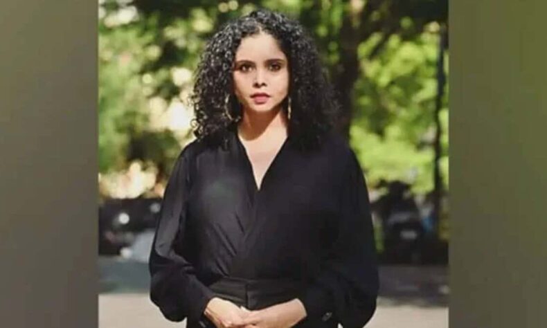 Journalist Rana Ayyub her father receive death threats