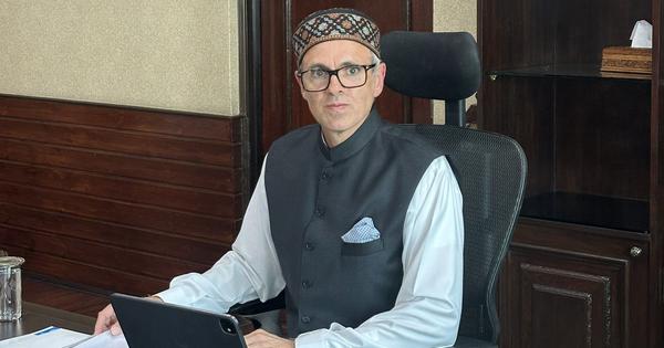 Kashmiris being treated as suspects after Red Fort blast says