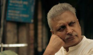 Piyush Mishra resorts to desperate measures to earn a writing