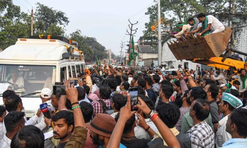 RJD chief Lalu Prasad embarks on campaign drive in Phulwari